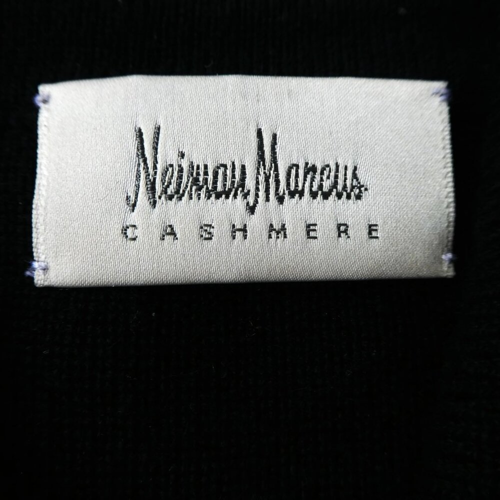 CaSHMeRe Neiman Marcus Black Shacket Cardigan White Top Stitch Flapped Pockets M - Picture 7 of 8
